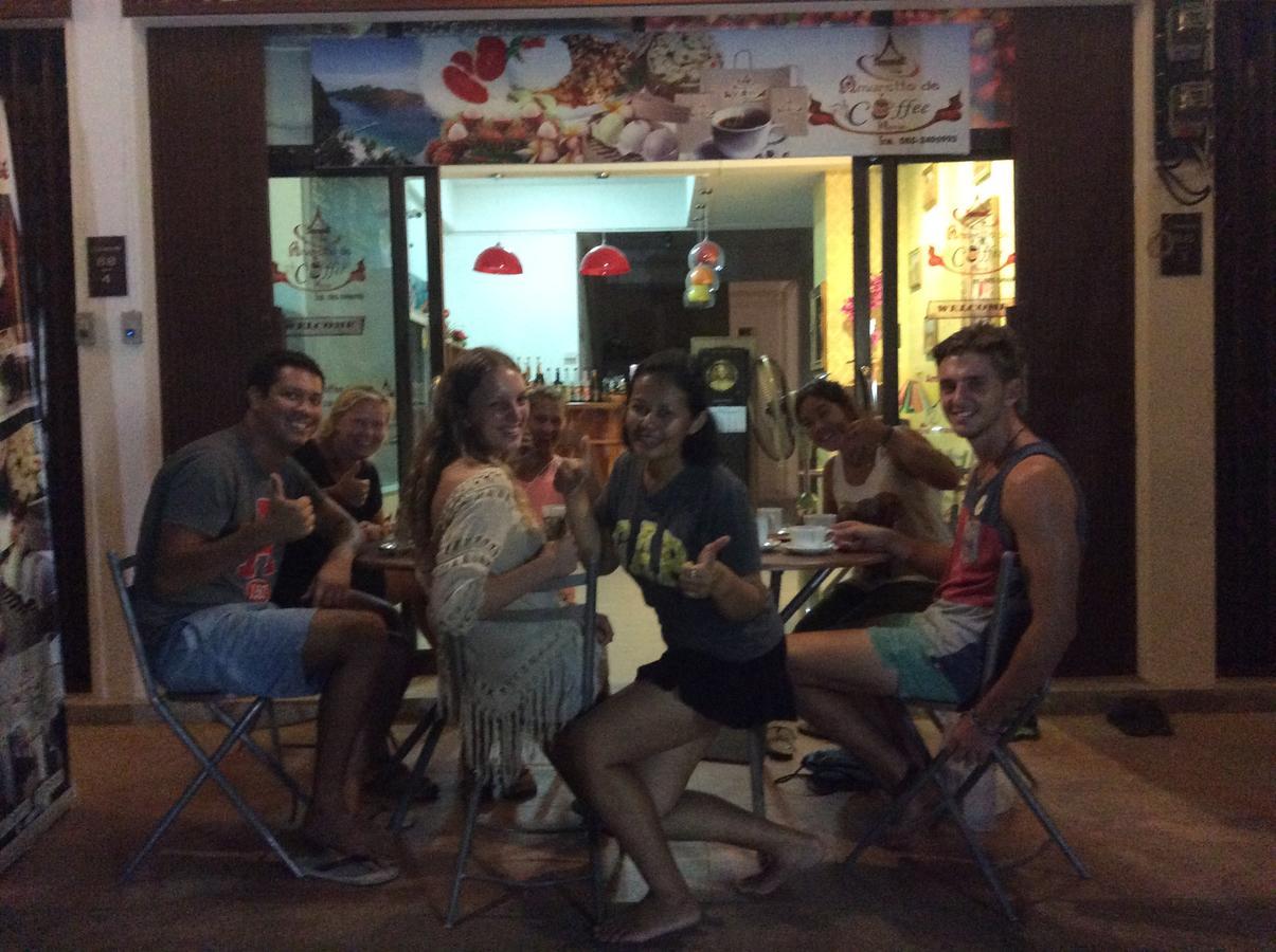 Amaretto Hostel Сураттхани Экстерьер фото