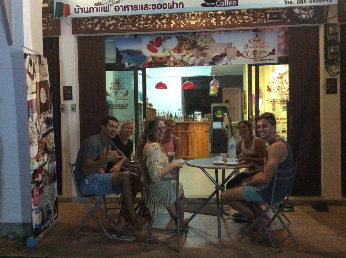 Amaretto Hostel Сураттхани Экстерьер фото