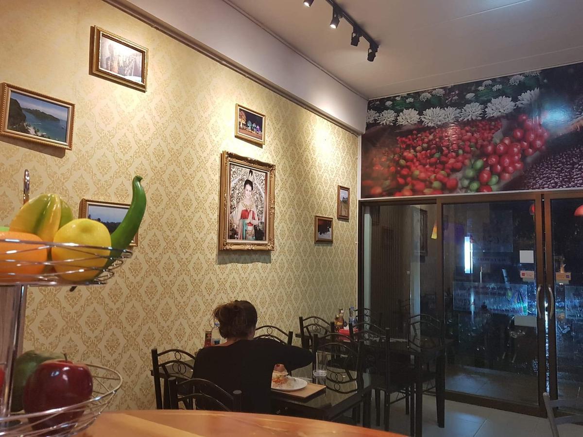 Amaretto Hostel Сураттхани Экстерьер фото
